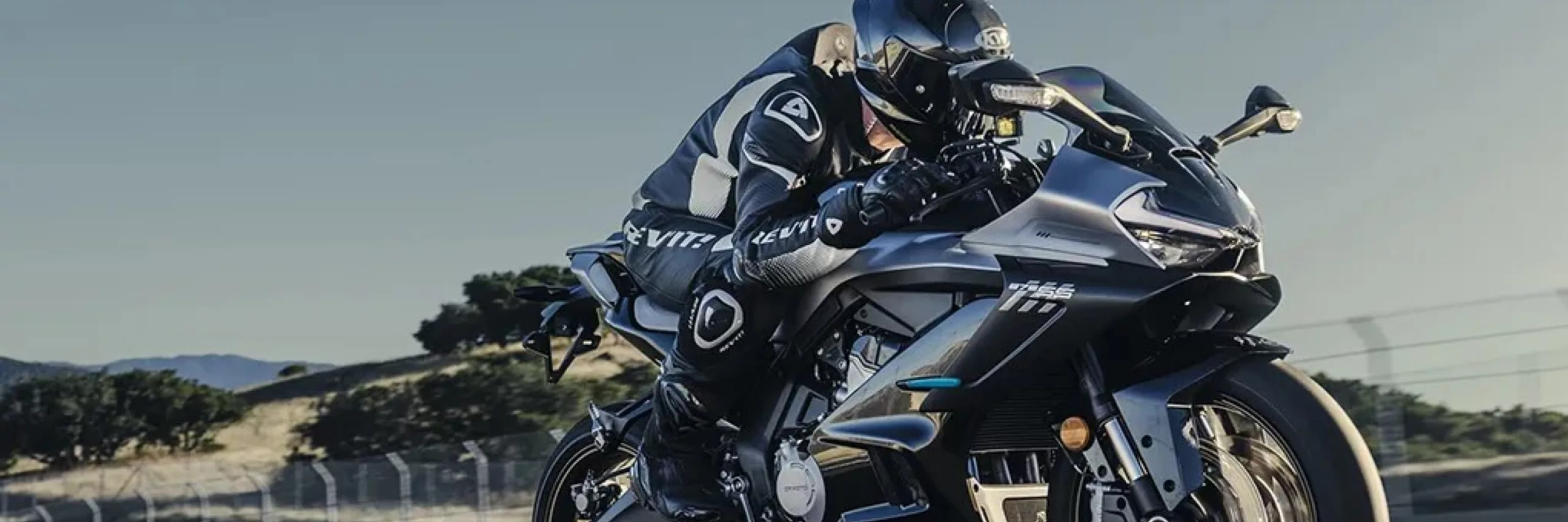 Indrukwekkende CFMoto 675SS